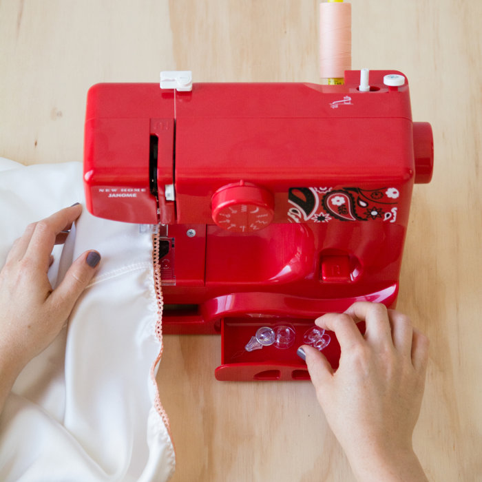 Janome Portable EasytoUse 5Pound Mechanical Sewing Machine & Reviews